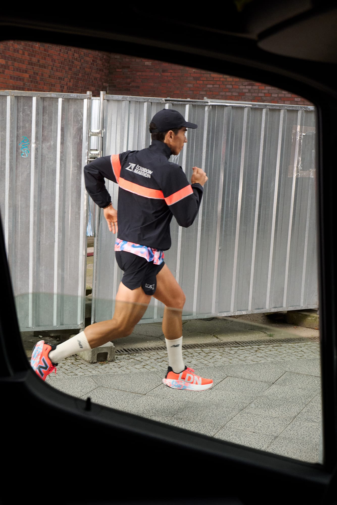 New Balance London Marathon Article Media Image 2x3 Desktop&Mobile 06